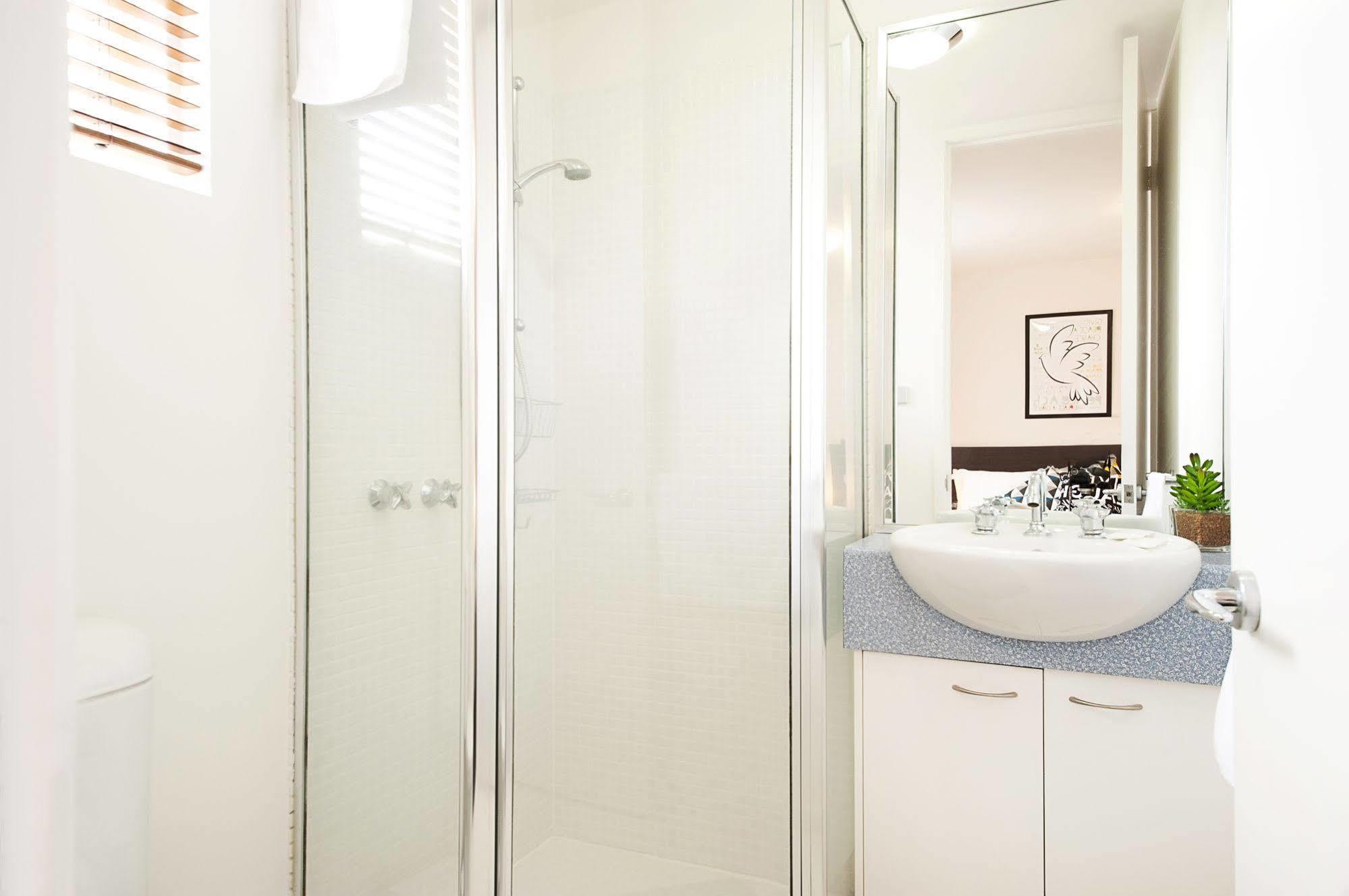 Position Perfect Carlton Apartment Melbourne Exterior foto
